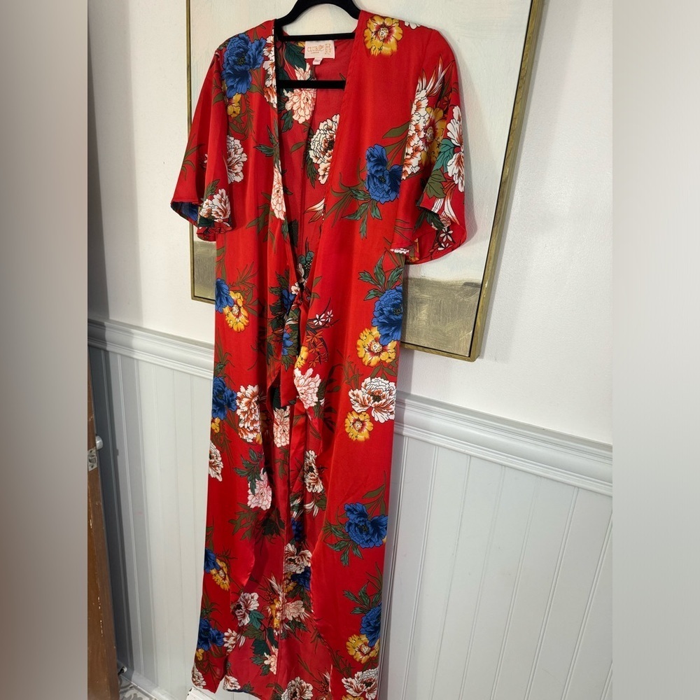 CLUB L LONDON Red Silk Floral Tie Front Short Sleeved Wrap Dress Size 8 - Picture 6 of 10